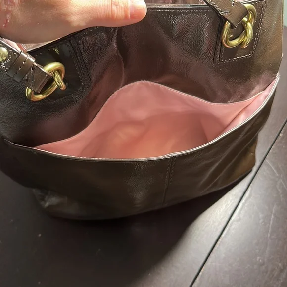 Coach Purse. - Picture 6 of 8